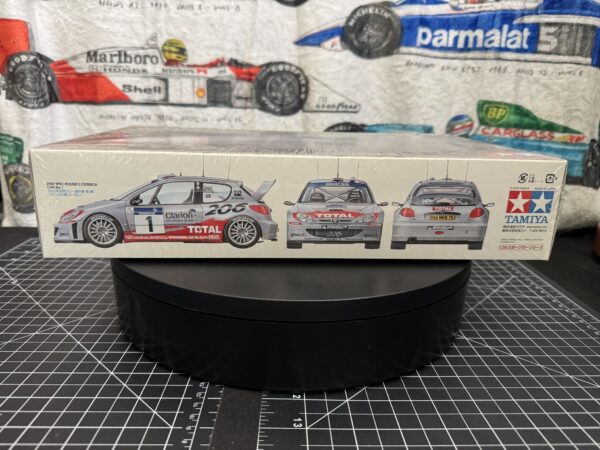 2002 Peugeot 206 WRC 1:24 Model Tamiya - Image 2