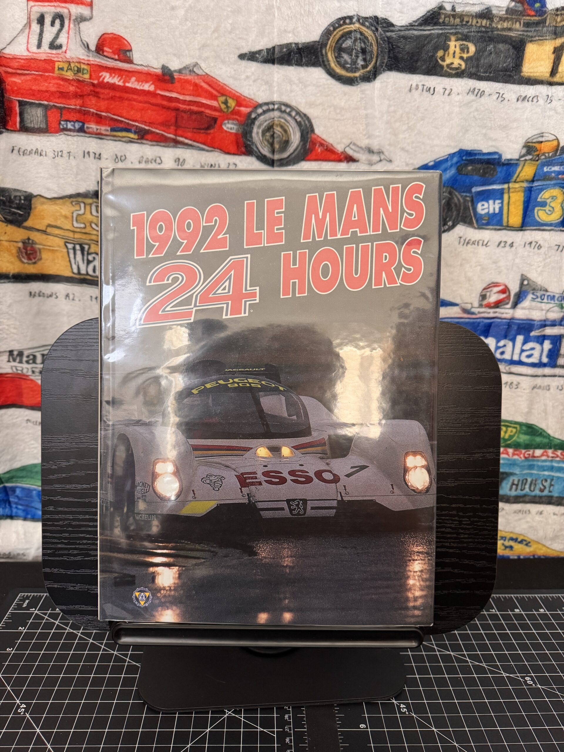 1992 24 Hours of Le Mans Official Yearbook